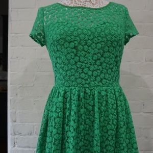 esley . dress